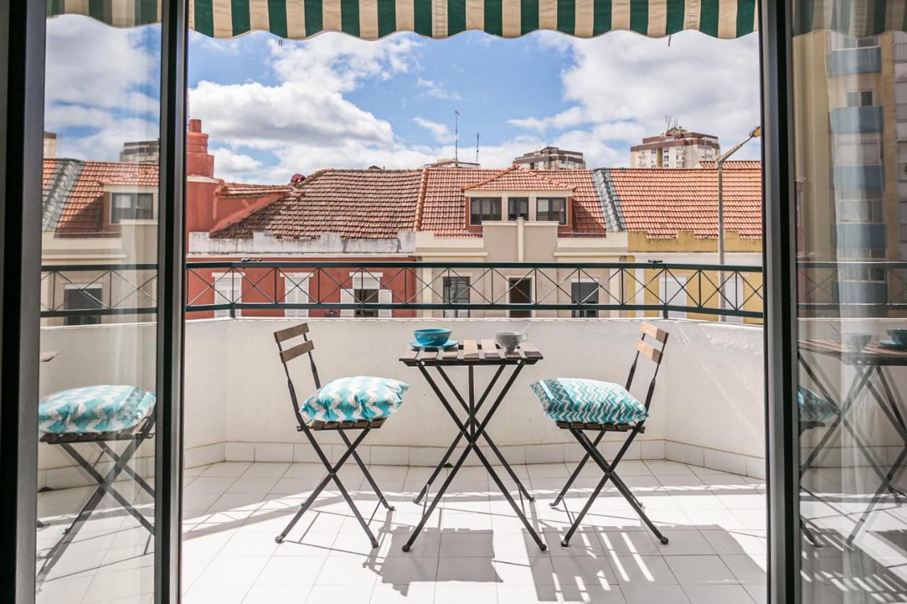 1 Bedroom Beach Apartment With Balcony 2 Min Walk To The Beach! Costa da Caparica Exterior foto